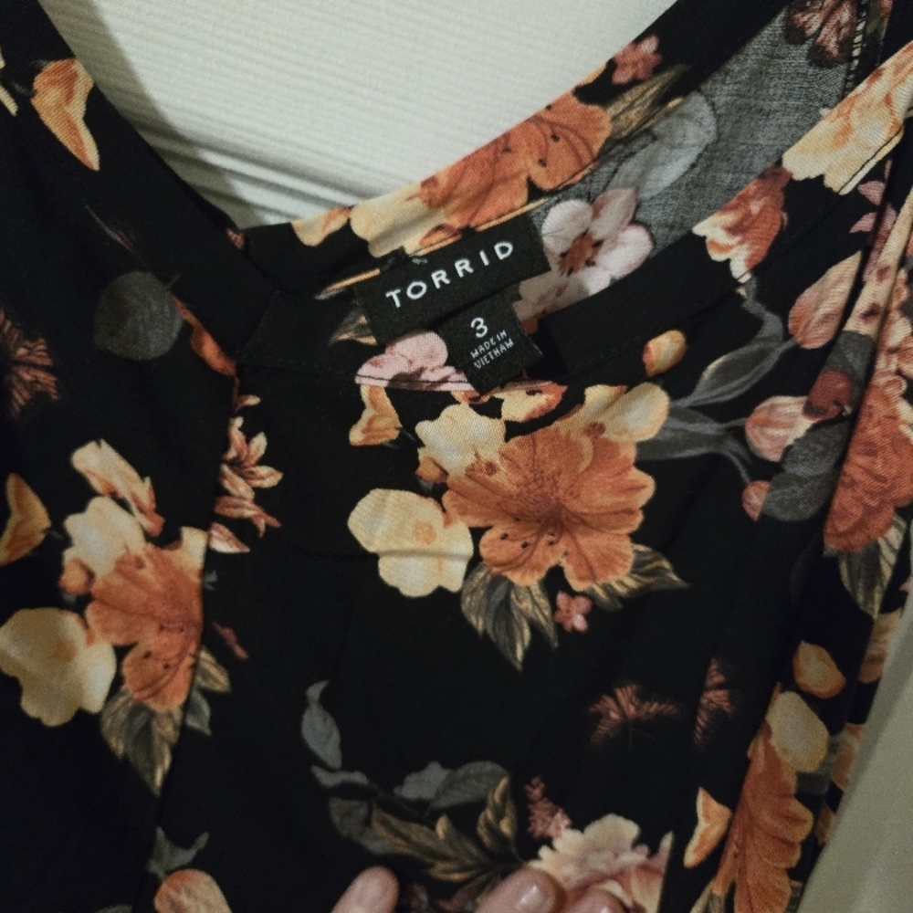 Fall Floral Dress - Picture 2 of 3